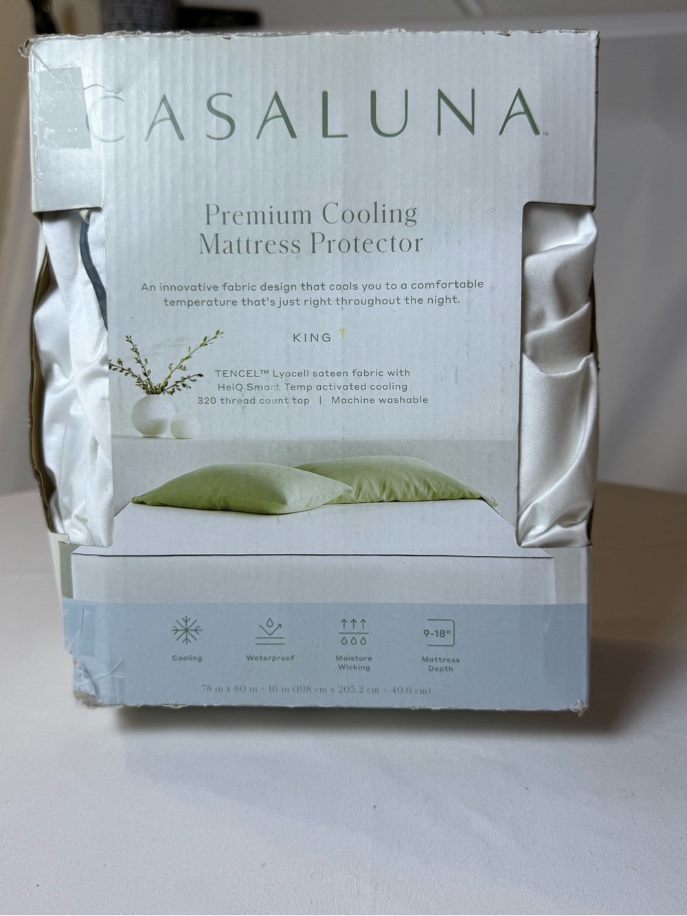 Casaluna Cooling Mattress Protector - White with Green Accent